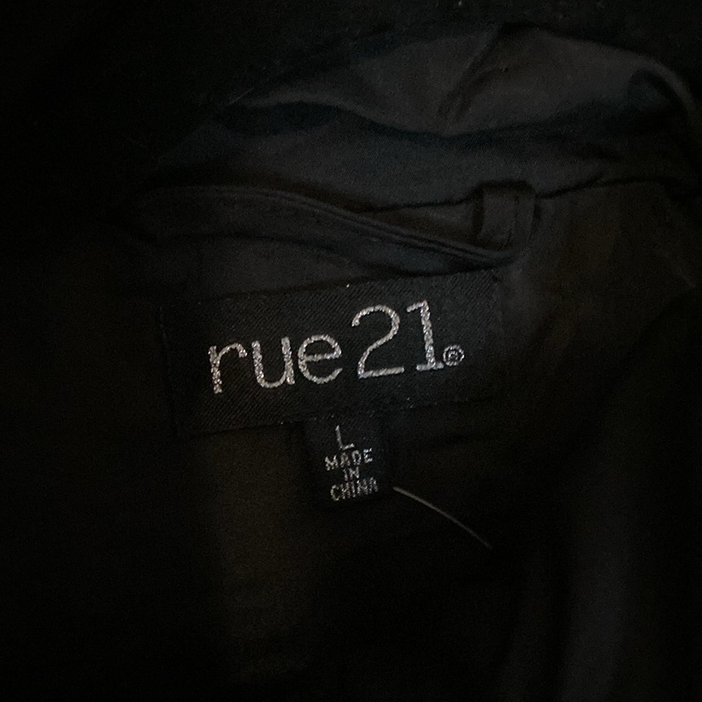 RUE 21 Puffy Vest black with hoodie and fur size L - Picture 2 of 7